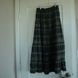 Vintage 90s Tiered Green Flowy Maxi Skirt
